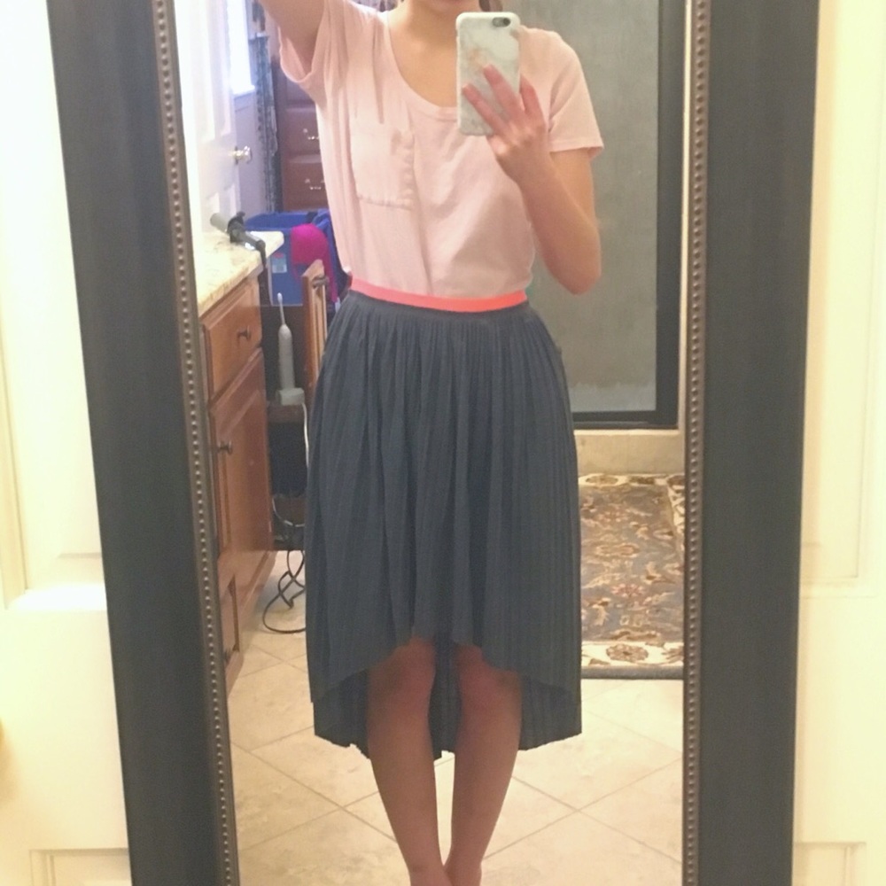 AEO Pleated High Low Skirt